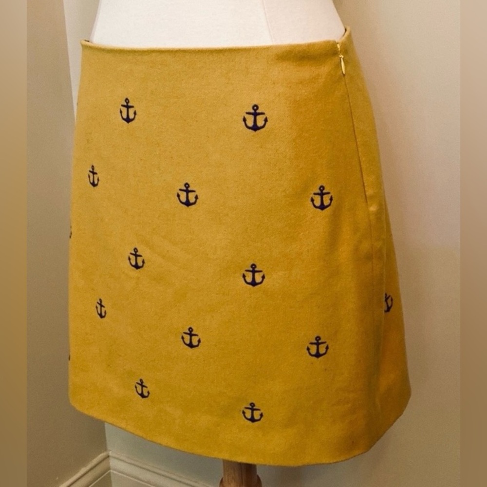 Vineyard Vines Yellow Anchor Embroidered SZ 8 Old Money Quiet Luxury Mini Skirt - Picture 3 of 9